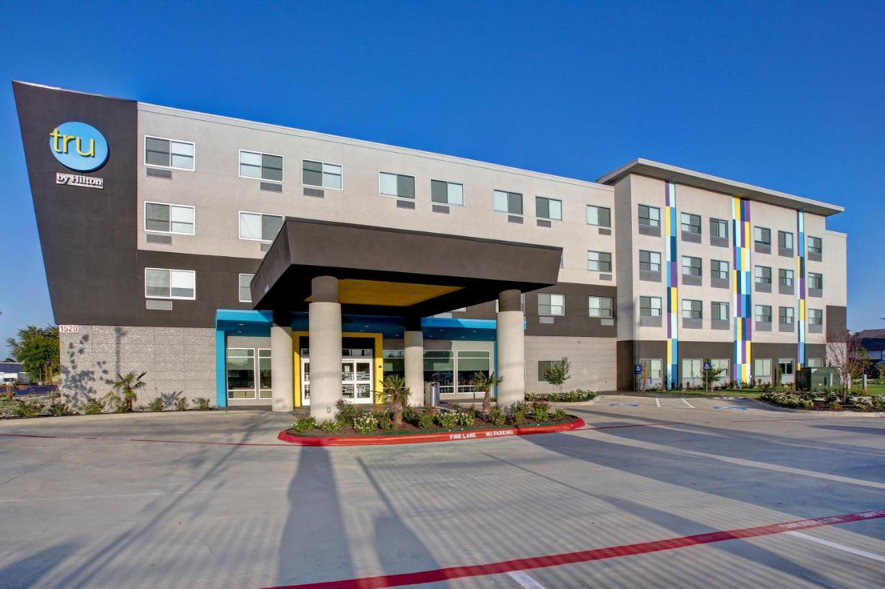 Tru By Hilton Grand Prairie Hotel Exterior foto